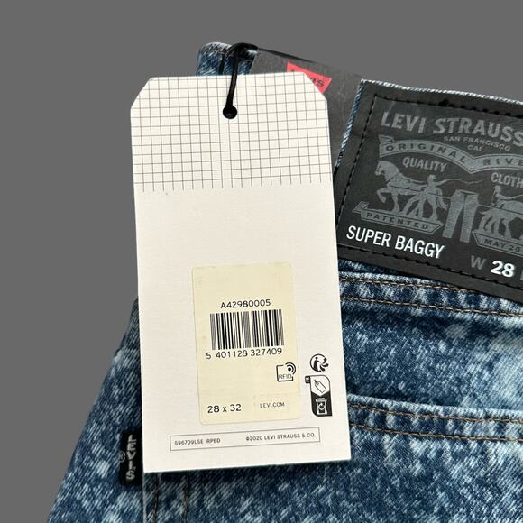 Levi's Super Baggy Jeans Drawstring Acid Wash Size 28x32 NWT Irregular - Picture 4 of 9